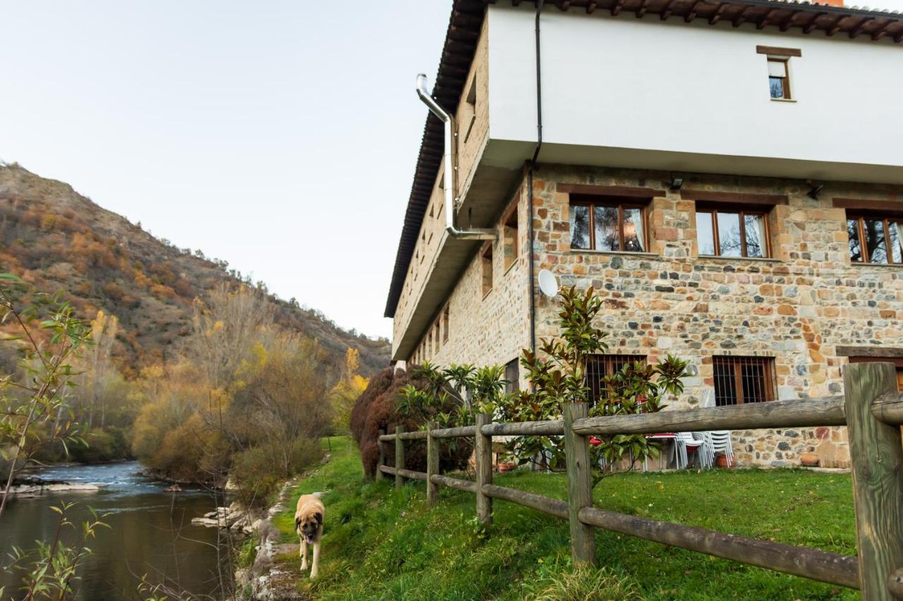 Hostal Restaurante Ventasierra Valdoré 외부 사진