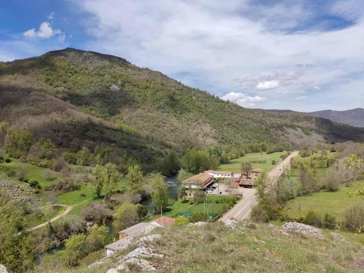 Hostal Restaurante Ventasierra Valdoré 외부 사진