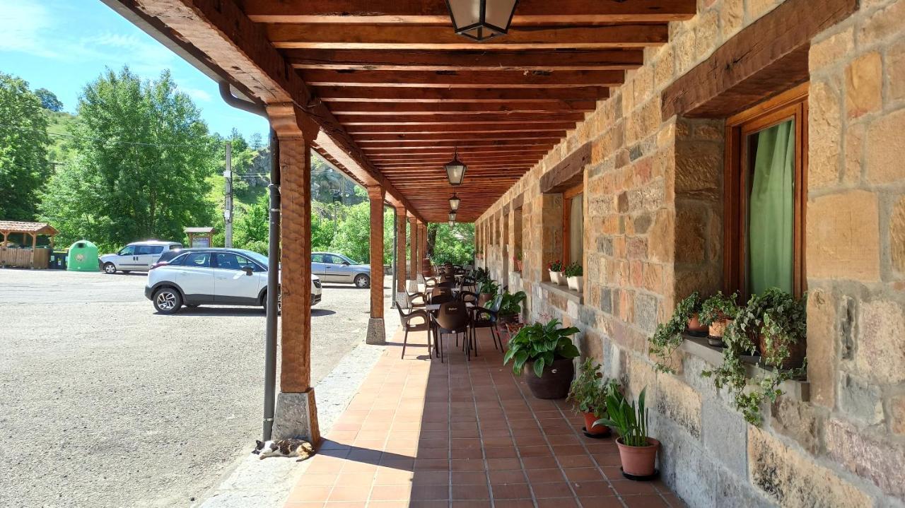 Hostal Restaurante Ventasierra Valdoré 외부 사진
