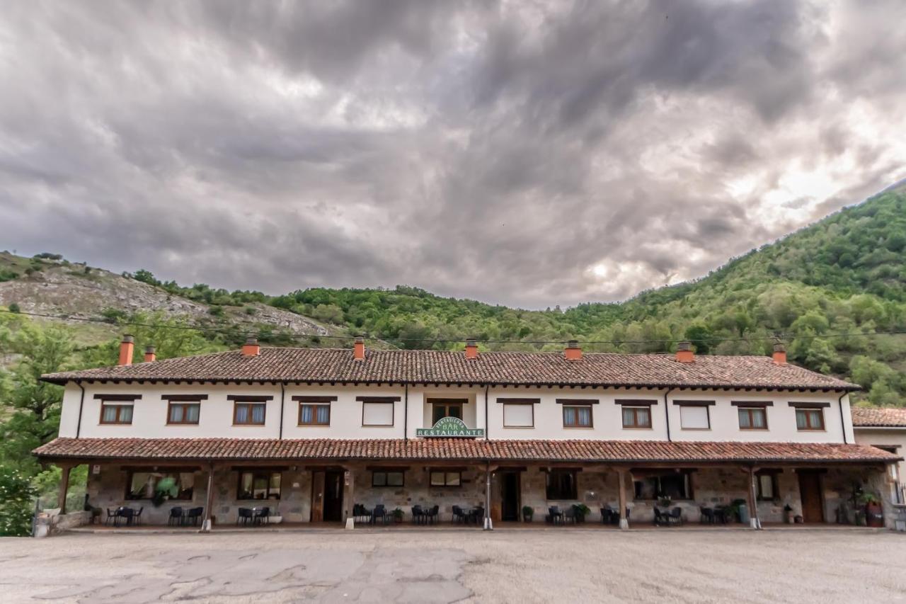 Hostal Restaurante Ventasierra Valdoré 외부 사진