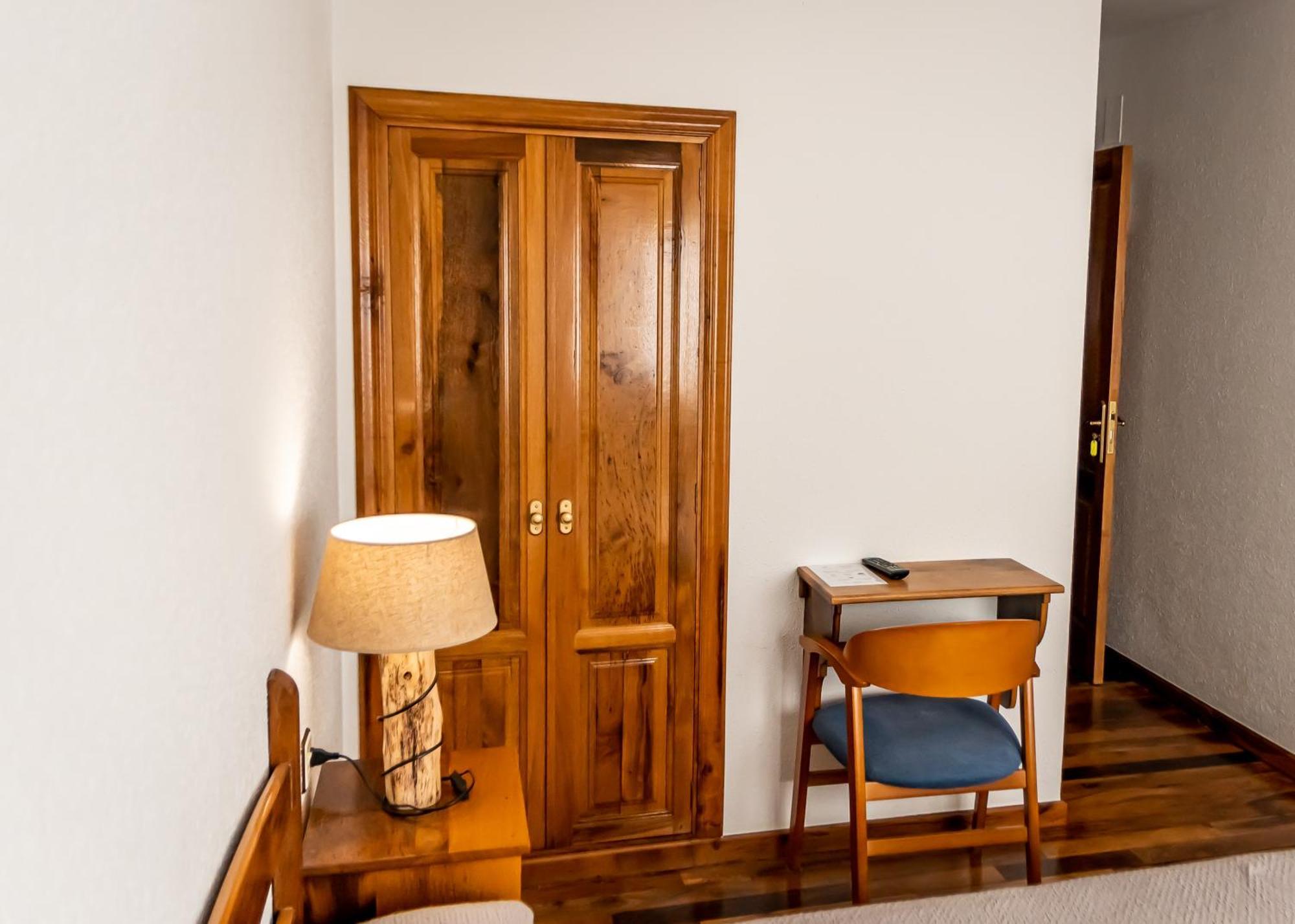 Hostal Restaurante Ventasierra Valdoré 외부 사진