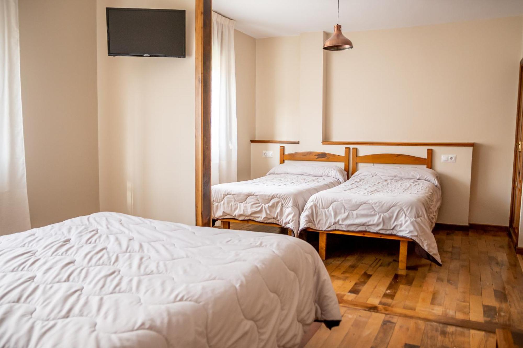 Hostal Restaurante Ventasierra Valdoré 객실 사진